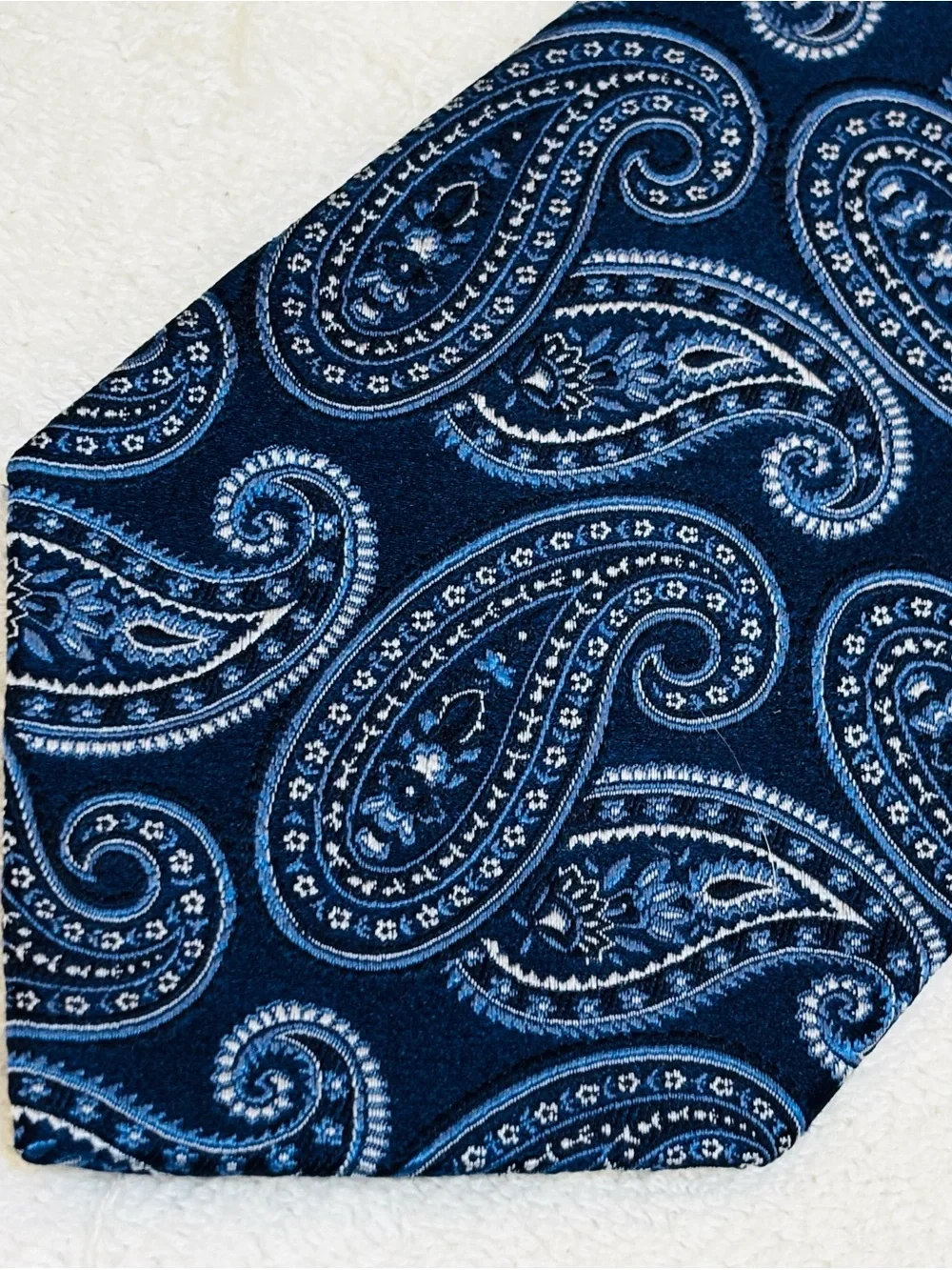 Brand New Stylish Tie By Croft & Barrow